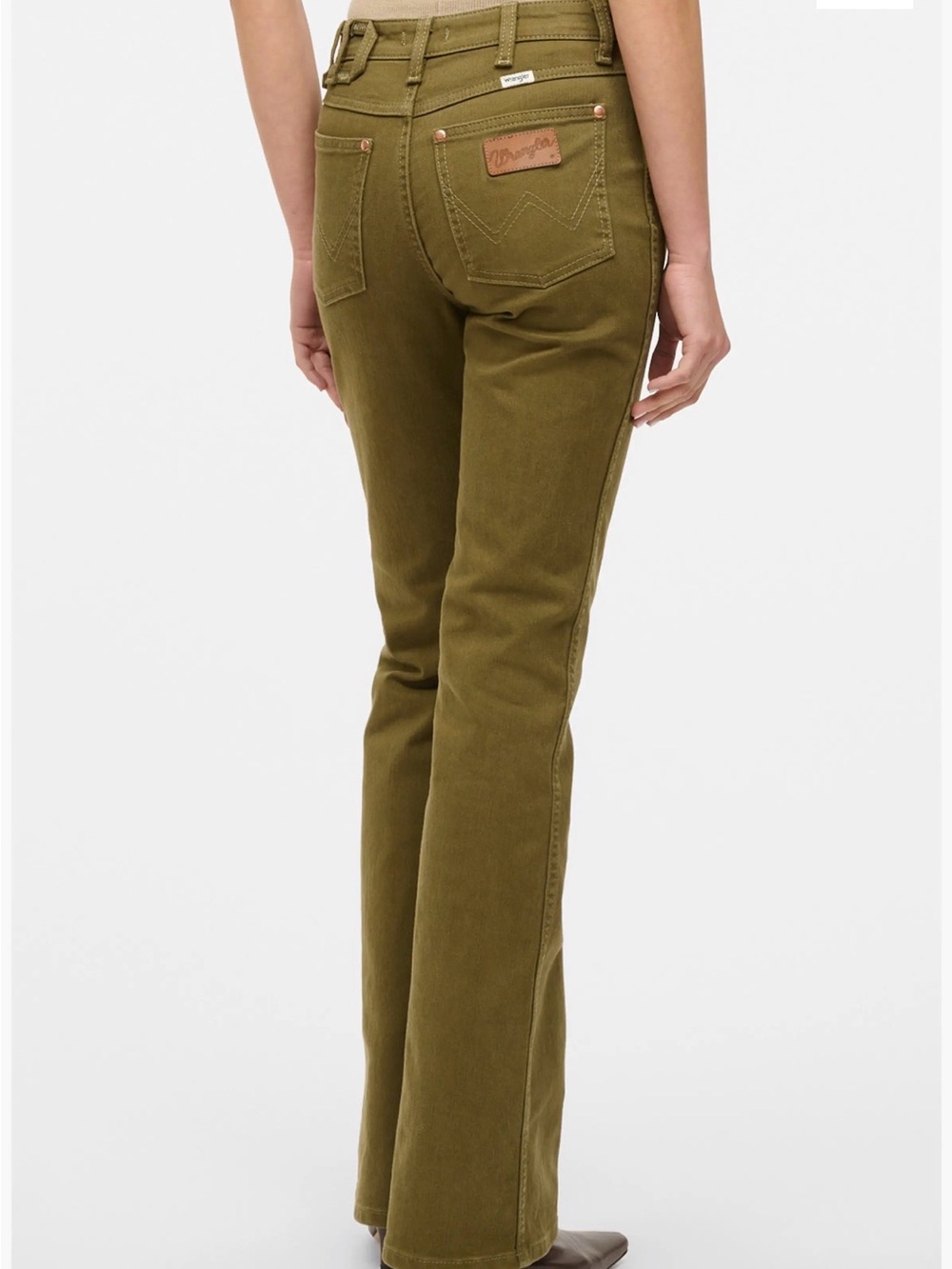 Wrangler x STAUD Flare Jeans Green 
Size  27 x 32
